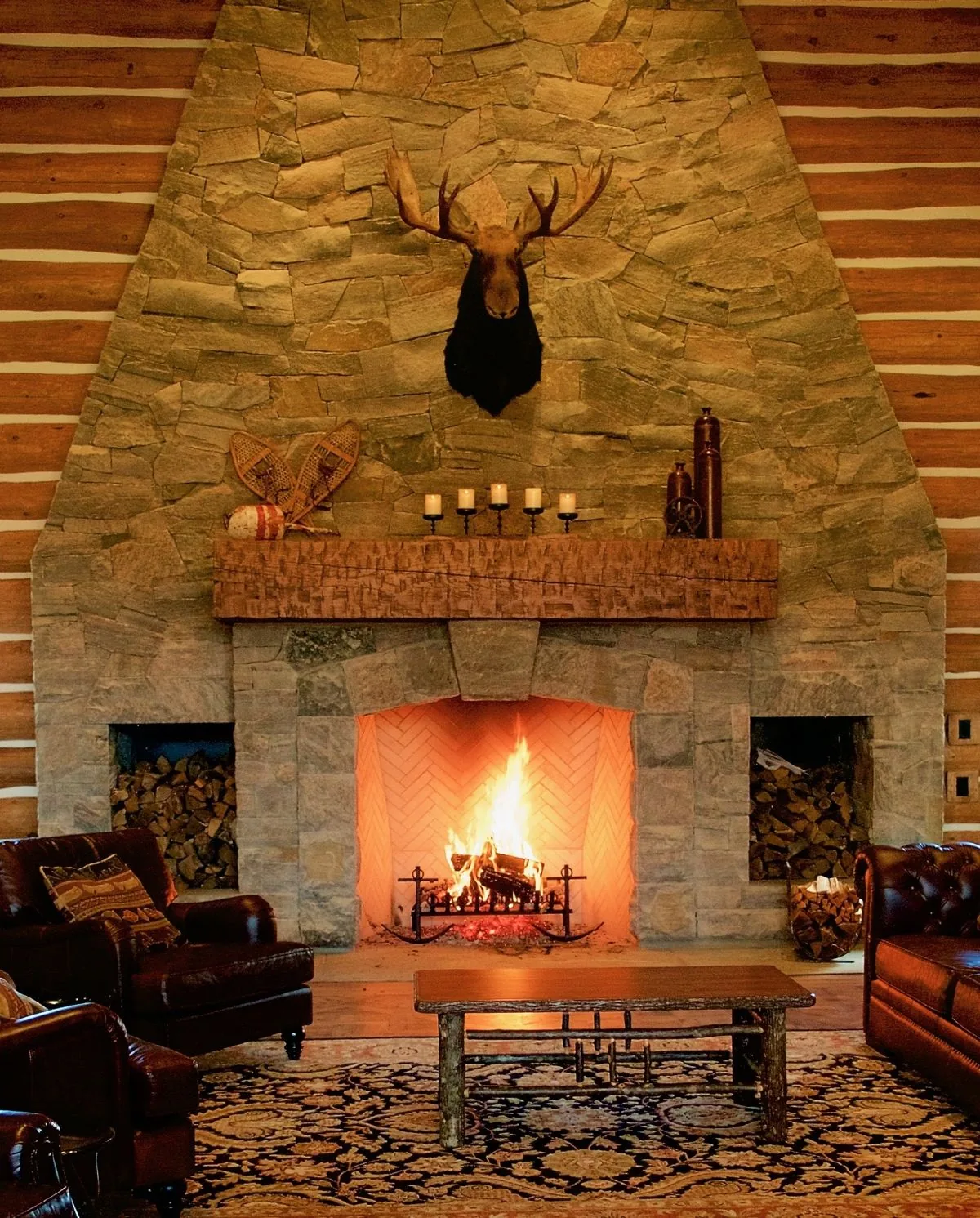 A wood fire at Killarney Mountain Lodge